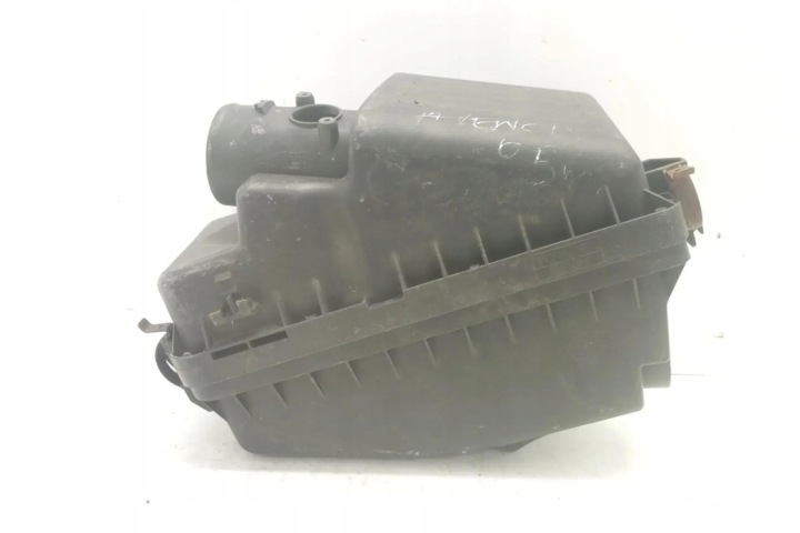 CHÂSSIS FILTRE AIR TOYOTA AVENSIS (_T25_) 031673 2.0L DIESEL 85KW