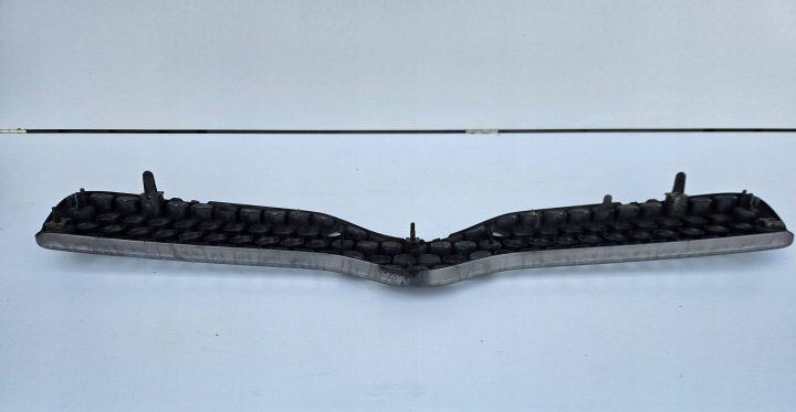 TOYOTA YARIS I 1 GRILLE CALANDRE PARE-CHOCS AVANT AVANT