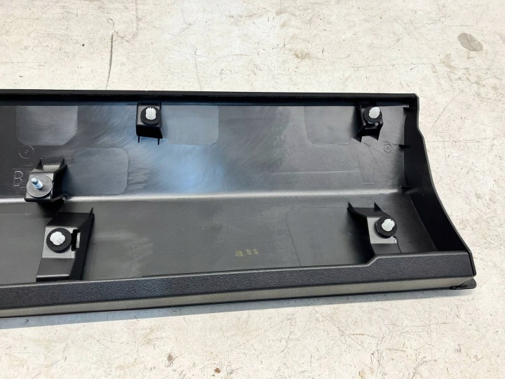 RAV4 V MOULURE EXTÉRIEUR PORTES AVANT DROIT AVANT MAT 75073-42040