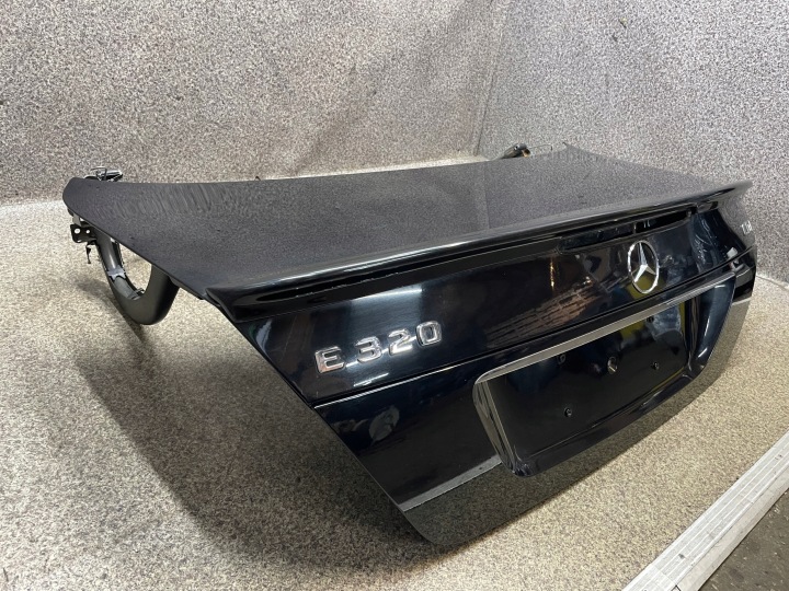 COUVERCLES DE COFFRE COUVERCLES DE COFFRE SPOILER ARRIÈRE C197 197U 197 OBSIDIAN MERCEDES W211 BERLINE 90UMAL