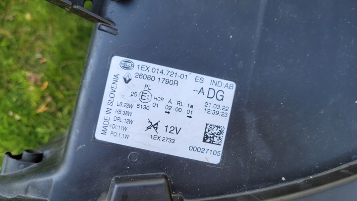 PHARE GAUCHE AVANT AVANT RENAULT TRAFIC IV 260601790R PROJECTEUR COMPLET LED