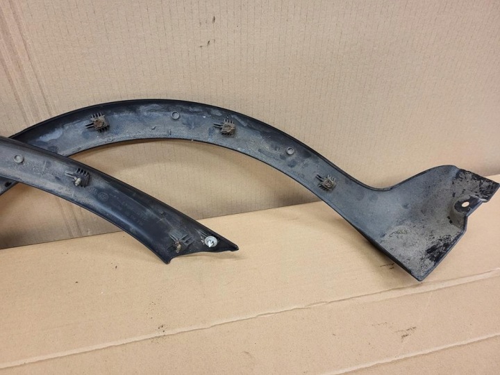 OPEL CORSA C III 00-06 1.0 1.2 MOULURE REVÊTEMENT SUR AILE ARRIÈRE GAUCHE ARRIÈRE