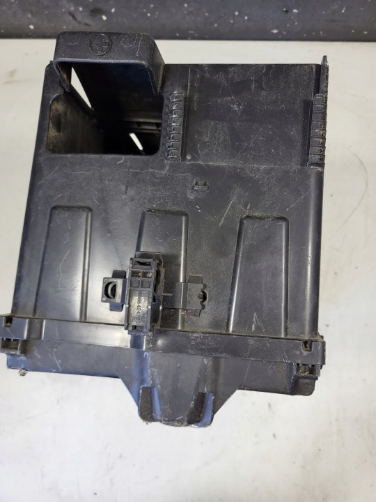 PEUGEOT 3008 SUPPORT CHÂSSIS PROTECTION BATTERIE 9663615380 9687472580