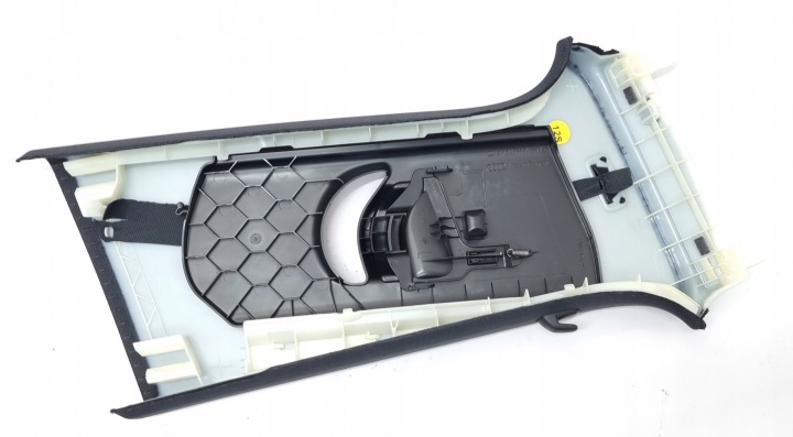 BRODERIE MONTANTS GAUCHE NOIR AUDI A4 B9 8W 8W0867243C