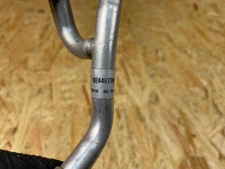 TUYAU TUYAU FIL CLIMATISATION RENAULT ZOE II 924467761R 2021-