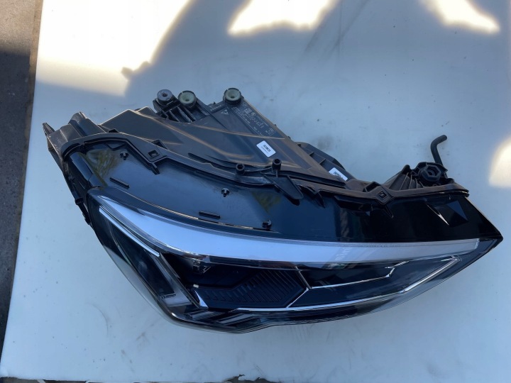 AUDI Q3 83A PHARE AVANT COMPLET LED GAUCHE 83A941033 DROITE 83A941034 83A941774