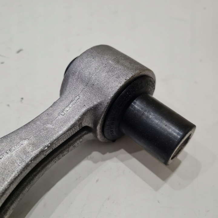FIAT PUNTO 1.3 JTD COUSSIN FIXATION MOTEUR