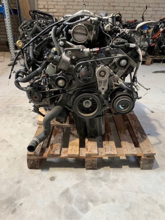 MOTEUR DURANGO 5.7 HEMI TNXE 19Г SUR PIÈCES CULASSE POMPE À EAU COLLECTEUR