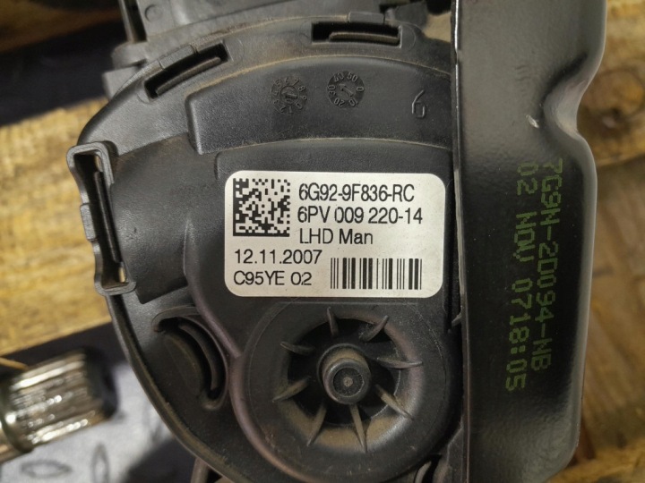 FORD MONDEO MK4 1.8 TDCI 125 KM JOINT SUR MANUEL 6N 7G9R-7002-ZF