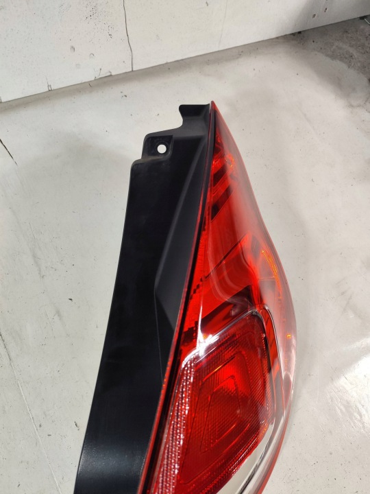 FORD FIESTA MK7 LIFT 12- 5D DROIT ARRIÈRE DROITE ARRIÈRE PHARE EUROPE ORIGINAL KIT WLKP