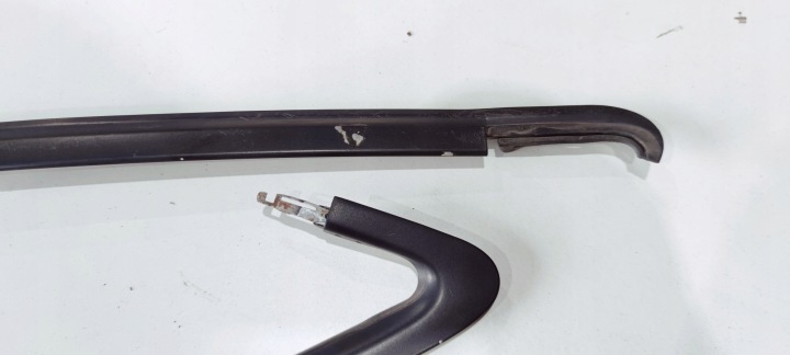 MOULURE MAT GAUCHE CARROSSERIE AUDI A5 8T0853703