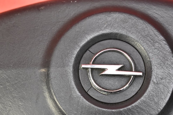 AIRBAG COUSSIN SÉCURITÉ CONDUCTEUR 91167640 OPEL VIVARO A 1 I 02-06