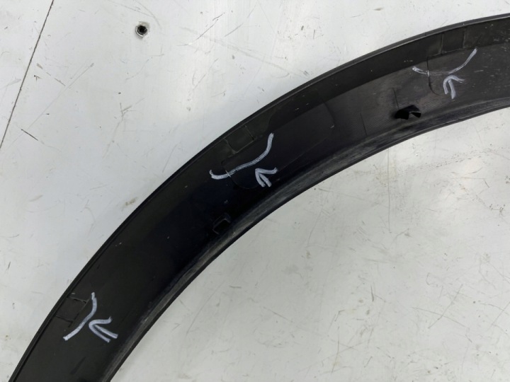 QASHQAI III J12 2022 MOULURE GARDE-BOUE DROIT AVANT