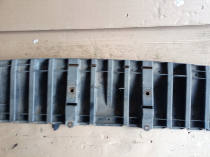 TOYOTA RAV4 IV 13-15 PROTECTION SOUS PARE-CHOCS AVANT