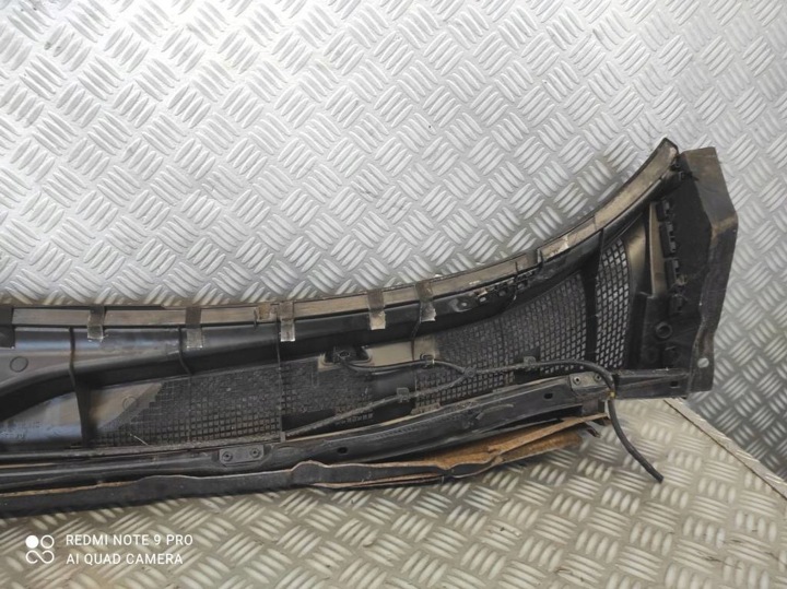DOUBLURE DE PASSAGE DE ROUE FIL BUSE BUSES LAVE-GLACES VITRES NISSAN JUKE F15 668621KM0C