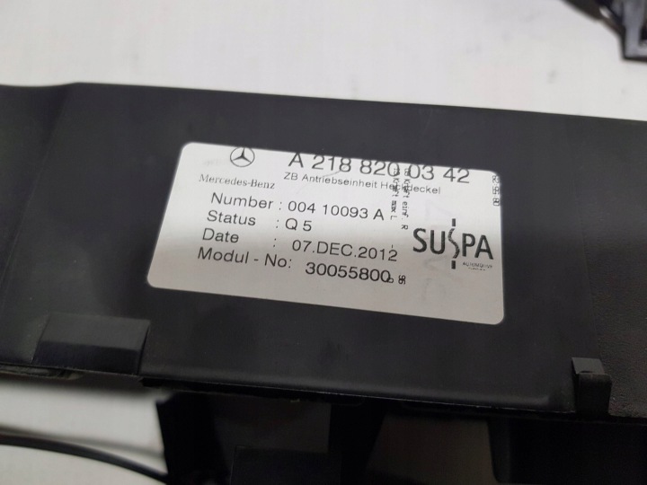 SERVOMOTEUR ÉLECTRIQUE COUVERCLES DE COFFRE DOCIAG MERCEDES CLS W218 W212 BERLINE A2188200342