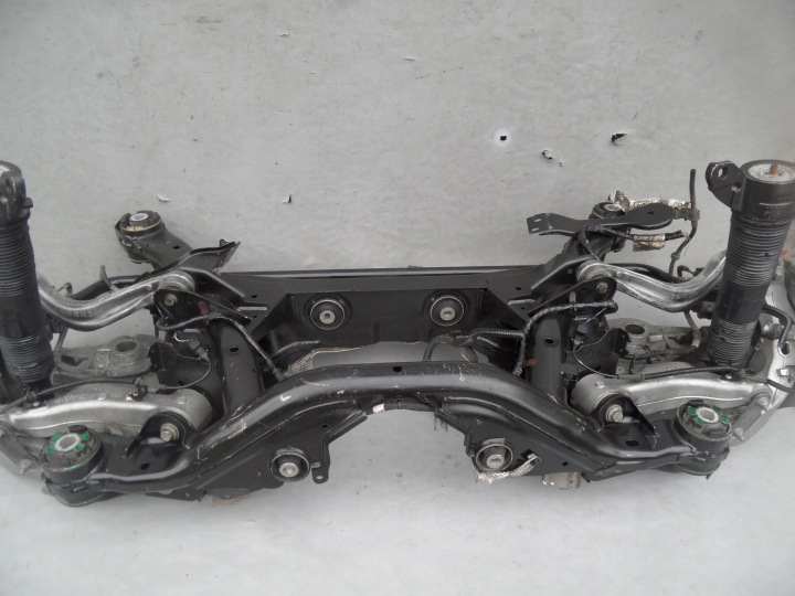 SUSPENSION ARRIÈRE CHÂSSIS ARRIÈRE BRAS DE SUSPENSION ROTULE DE DIRECTION RANGE ROVER EVOQUE II L551