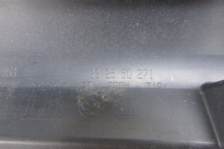MOULURE SEUIL GAUCHE OPEL VECTRA C LIFT HAYON BERLINE 05-08