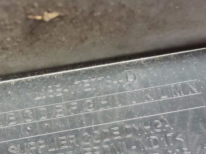 RENFORCEMENT SUPÉRIEUR PARE-CHOCS AVANT FORD MUSTANG MACH-E LJ8B-17E778-AD