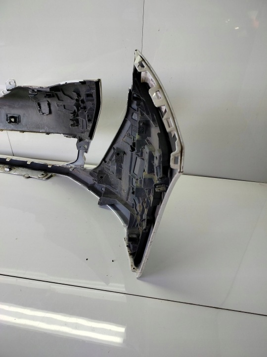 PARE-CHOCS AVANT AVANT PEUGEOT 508 II 9817030977