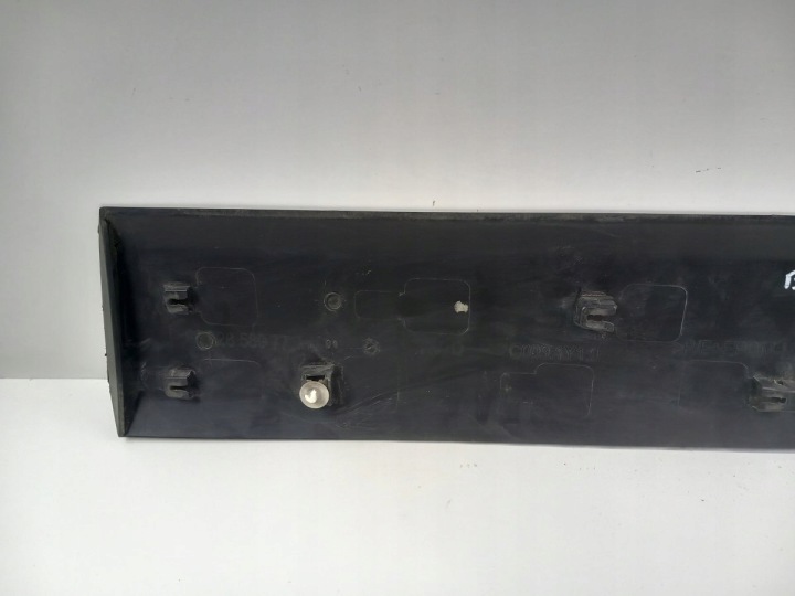 CITROEN BERLINGO/PARTNER III MOULURE PORTES PRZÒD DROIT 9682858977