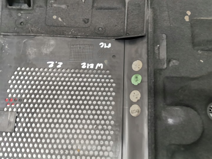 COUVERCLE PROTECTION MOTEUR MERCEDES E-KLASA W212 2.2