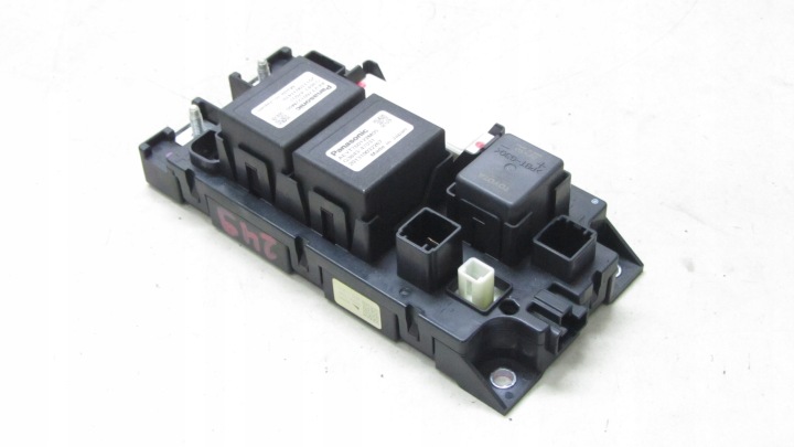 TOYOTA PRIUS III MODULE BOÎTE FUSIBLES G92Z1-47020 09-