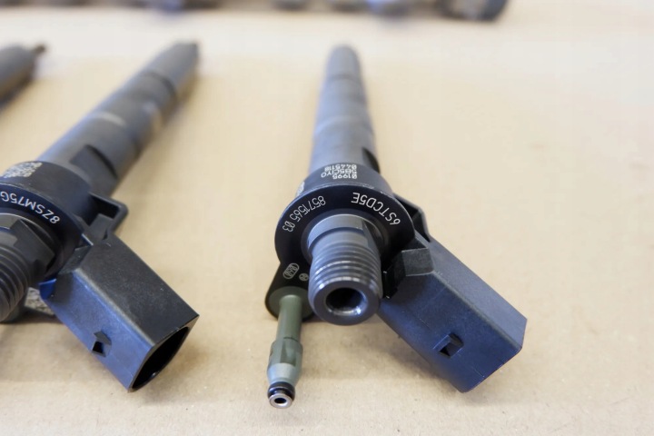 KIT SYSTÈMES INJECTION ENSEMBLE BMW 5 G30 G31 G38 8571555