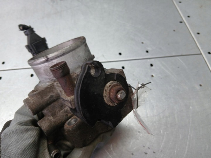 PAPILLON DES GAZ HYUNDAI ACCENT 9540930005 01R 1.5B