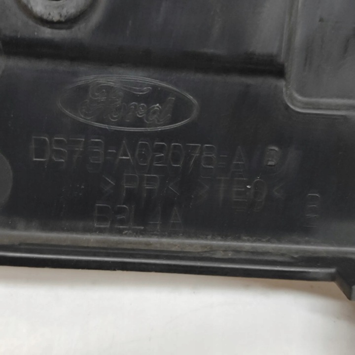 GLISSIÈRE AVANT GAUCHE GARDE-BOUE FORD MONDEO V BERLINE COMPACTE DS73A02078A