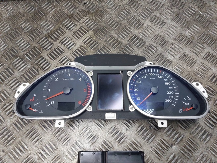 KIT DE DÉMARRAGE AUDI A6 C6 2.0 TDI 03G906016HS 4F0909131D 4F0905852B
