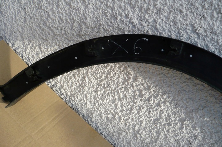 BMW X6 F16, 2014- 18 R MOULURE GARDE-BOUE DROITE ARRIÈRE
