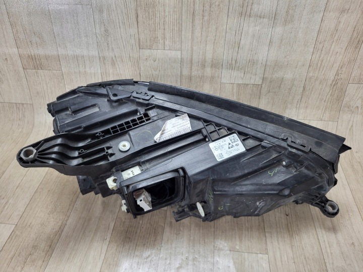 MERCEDES GLE W167 PHARE MULTIBEAM AVANT AVANT GAUCHE A1679061600