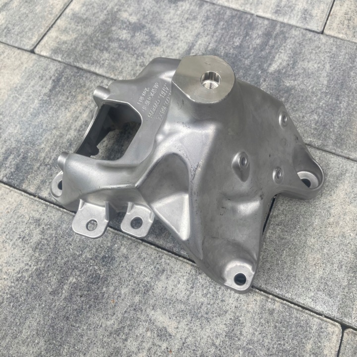 AUDI Q7 Q8 A4 A5 A7 SUPPORT POIGNÉE MOTEUR 4M0199308CE NEUF OE AUDI