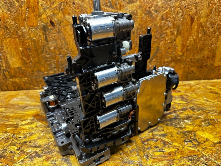 MODULE CONTRÔLEUR MECHATRONIKA SOUPAPES S-TRONIC 0B5927256F 0B5325026X