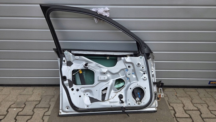 AUDI A4 B6 PORTES AVANT GAUCHE JEU LY7W M-1065