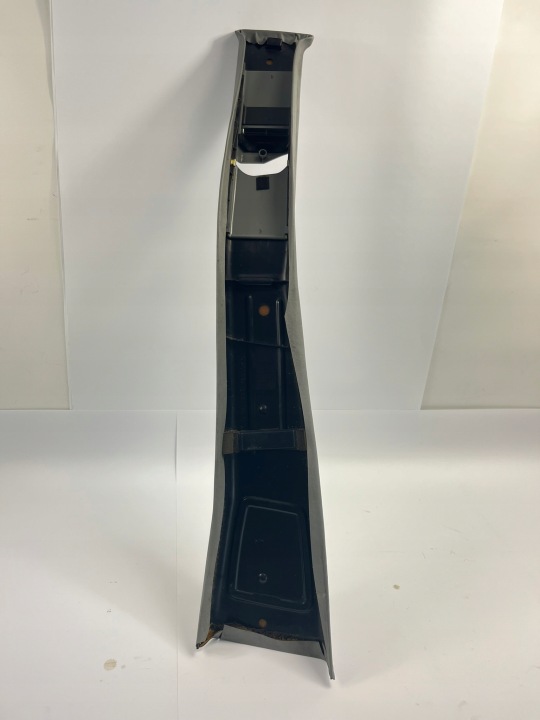 PROTECTION BRODERIE CALANDRE MONTANTS B DROITE SIWA MERCEDES W201 2016921889