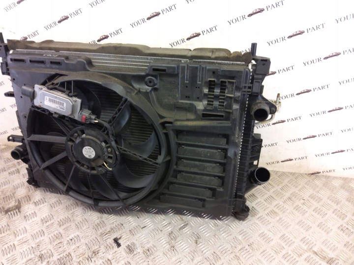 FORD KUGA II 2013 RADIATEUR ENSEMBLE