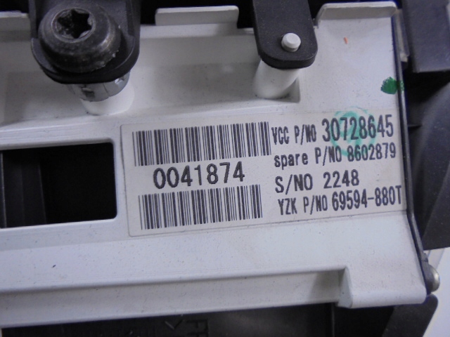 VOLVO V50 COMPTEUR TABLEAU DE BORD MANUELLE MTX75 04-07 5D 30728645