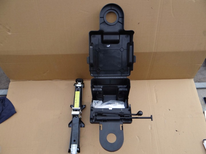AUDI KIT RÉPARATION CRIC COMPRESSEUR 8K9813685A