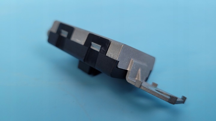 OPEL ASTRA GAUCHE VI GSE 23R AMPLIFICATEUR ANTENNES 9833140080