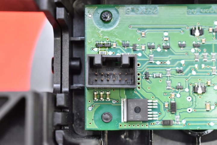 MÉCANISME DE CHANGEMENT DE VITESSES CRIC VITESSE AUTOMATE MN901761 MITSUBISHI COLT Z30 1.3 16V 95 KM