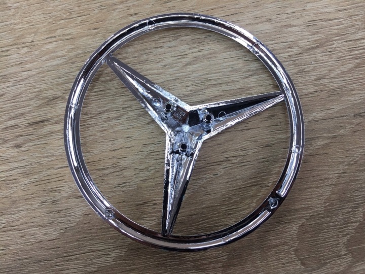 LOGO COUVERCLES DE COFFRE ÉTOILE EMBLÈME VERS MERCEDES ESSENCE C200 C320 C350 BERLINE 80MM