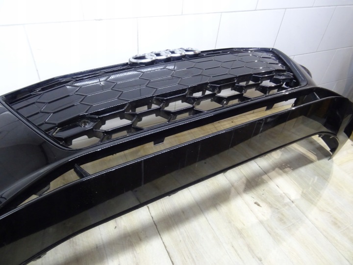 AUDI A4 S4 B9 S-LINE LIFT PARE-CHOCS AVANT EN BON ÉTAT
