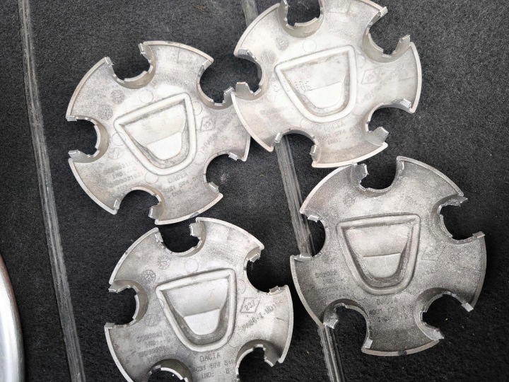 4× JANTE ACIER DACIA OE 6.5″ X 16″ 5X114.3
