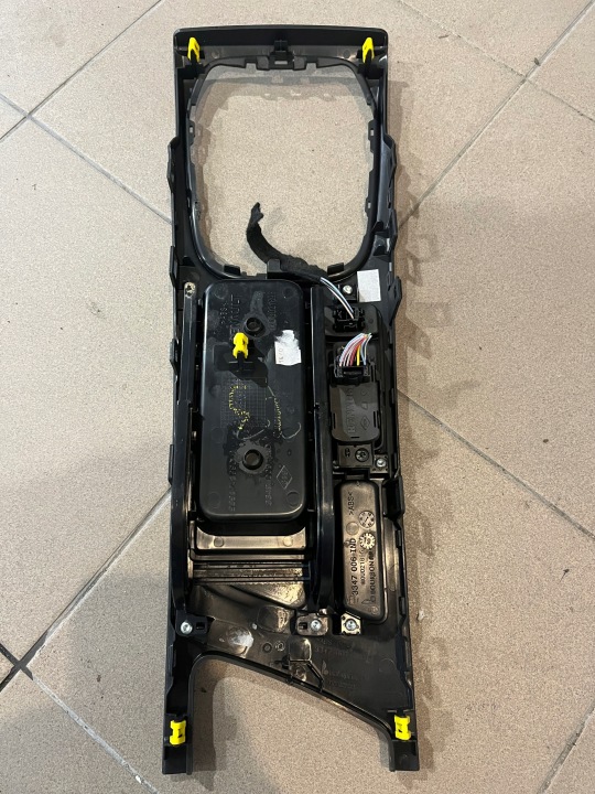 RENAULT MEGANE IV TUNNEL PANNEAU CENTRAL 969121990R