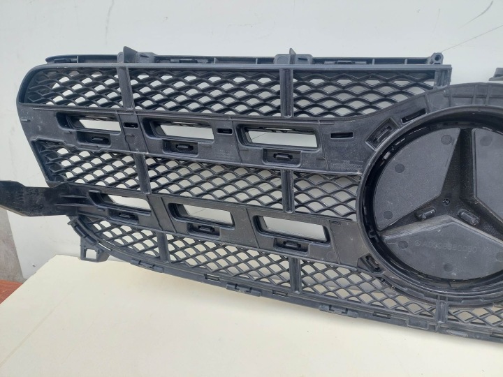 MERCEDES GLA W156 LIFT GRILLE CALANDRE AVANT