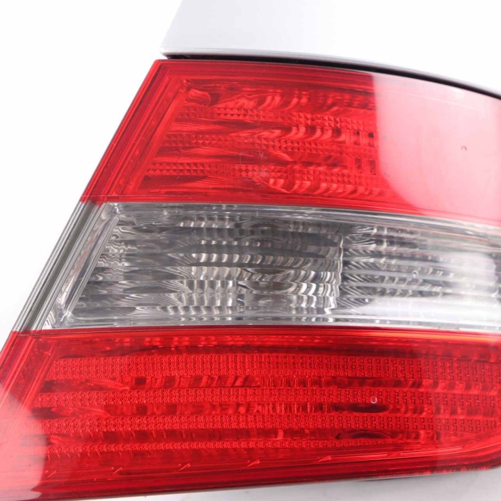 MERCEDES CL203 PHARE ARRIÈRE ARRIÈRE DROITE IRIDIUM SILVER 775 A2038205264