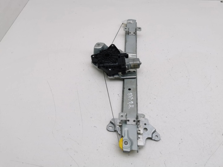 NISSAN JUKE II F16 2023 ÉLÉVATEUR VITRES PORTES AVANT 807316PA0A