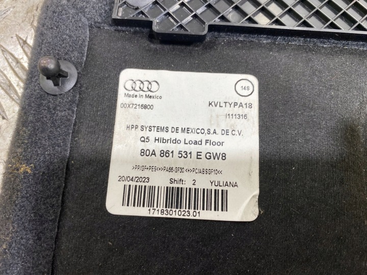 AUDI Q5 SQ5 REVÊTEMENT COUVERCLES DE COFFRE 80A861531E